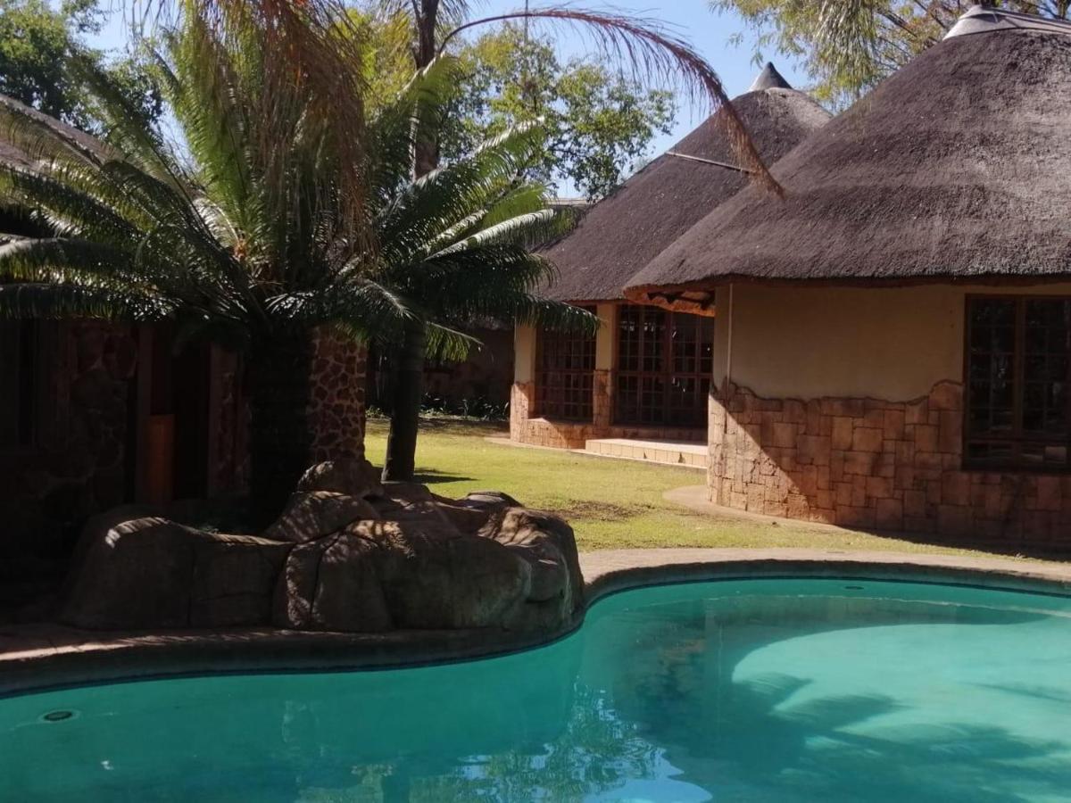 63 On Nyala, Lodge Venue & Conference Pyramid Extérieur photo